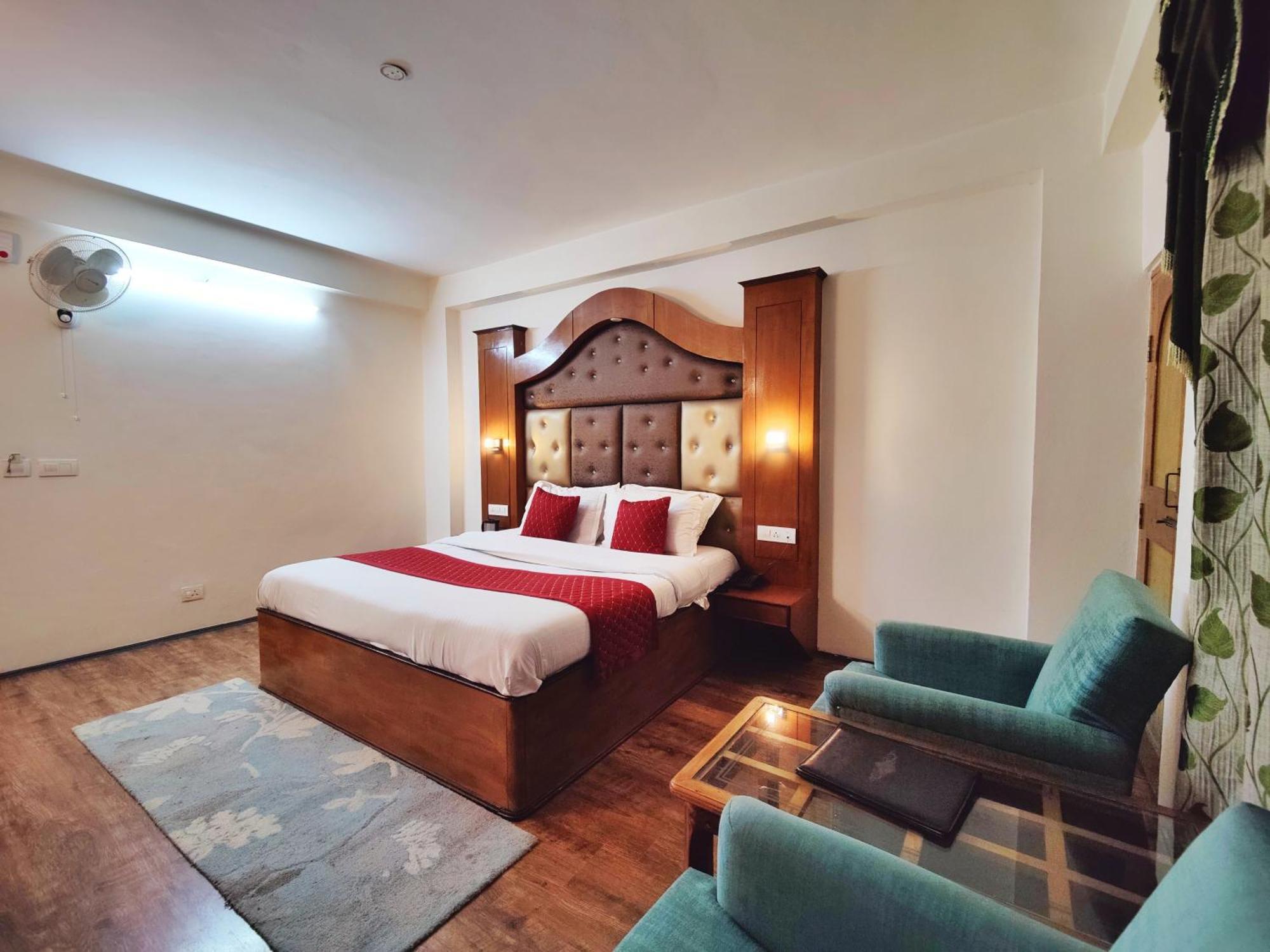 Surya International Hotel Manali Near Mall Road Kültér fotó
