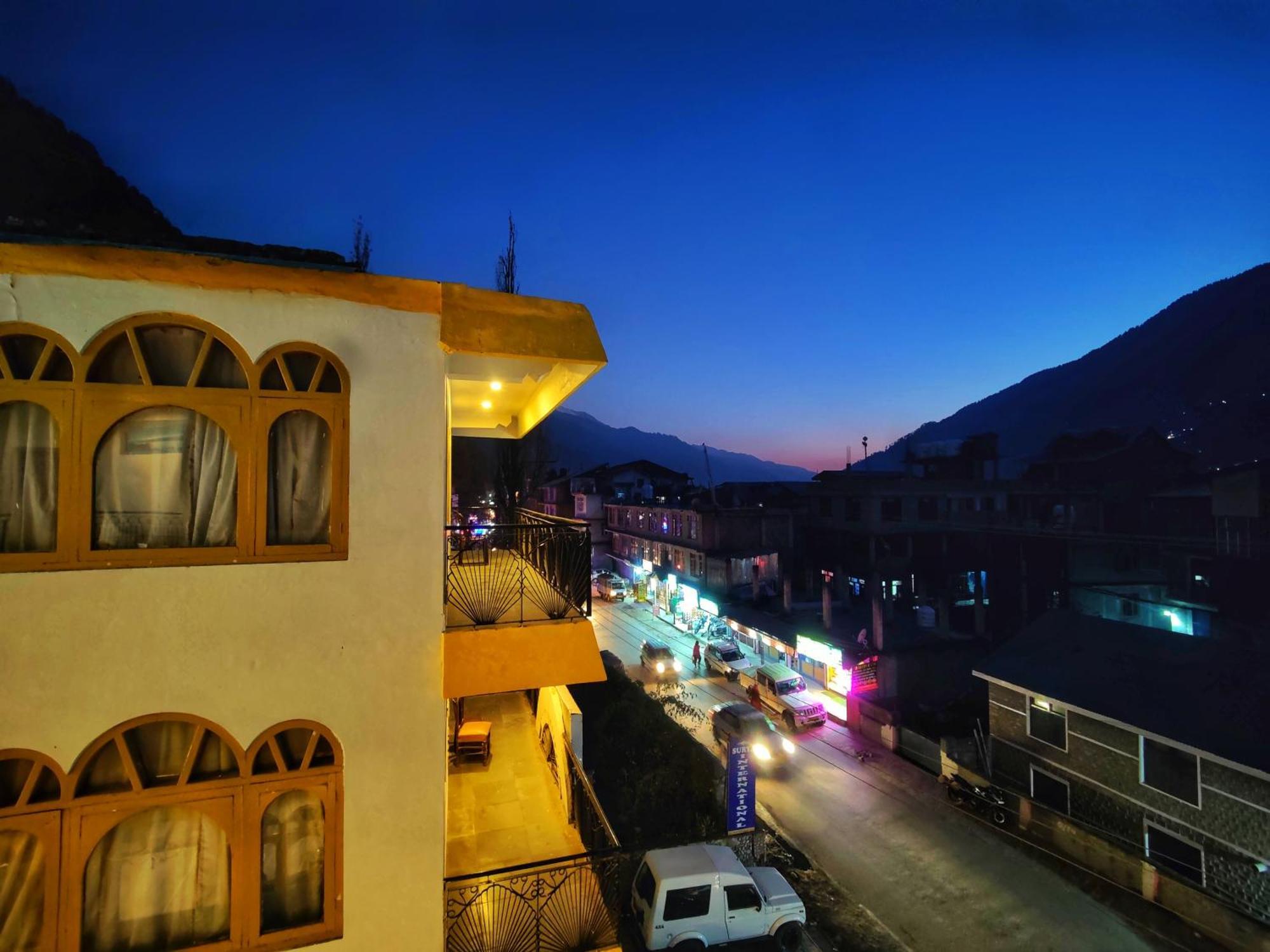 Surya International Hotel Manali Near Mall Road Kültér fotó