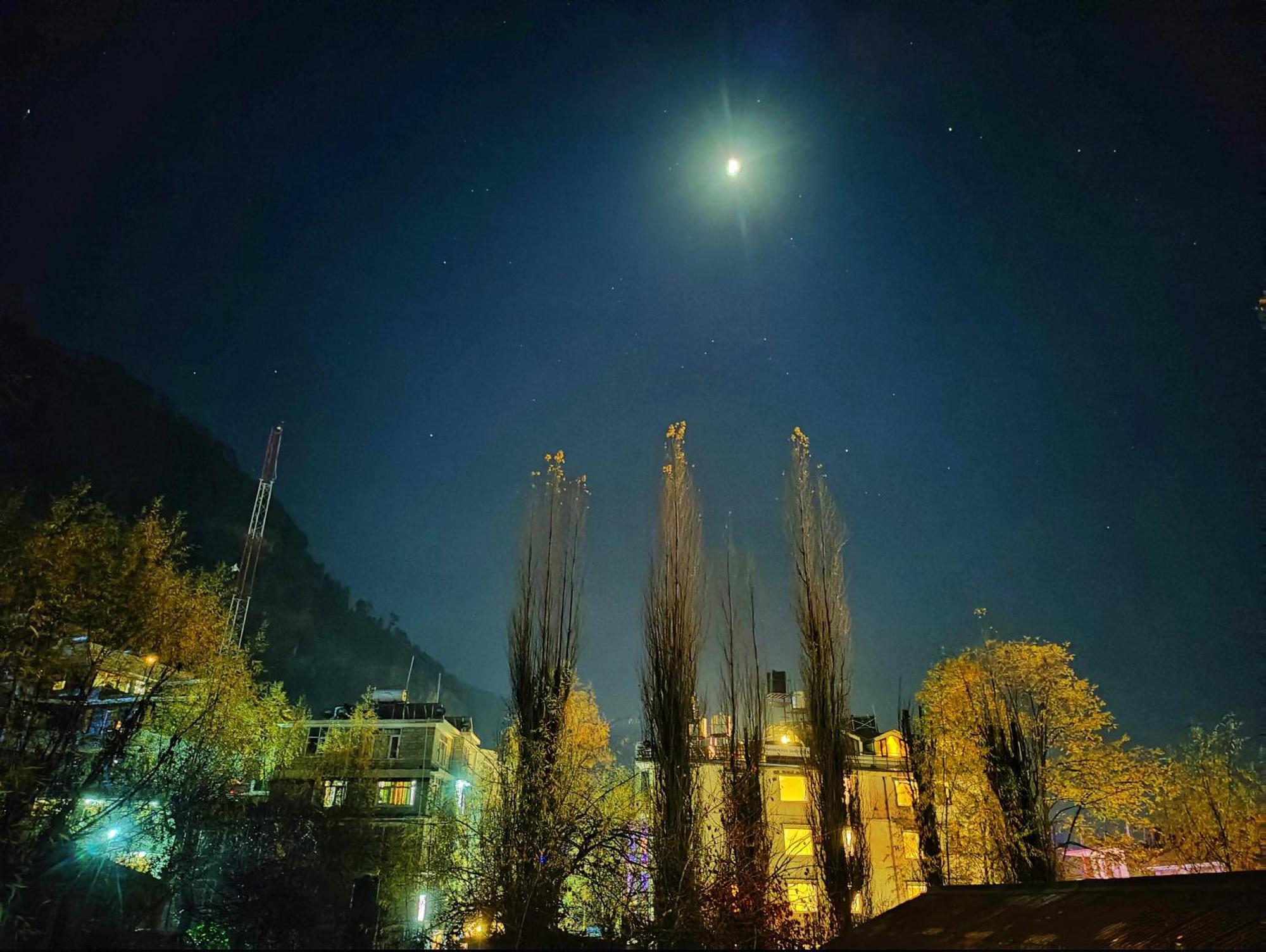 Surya International Hotel Manali Near Mall Road Kültér fotó