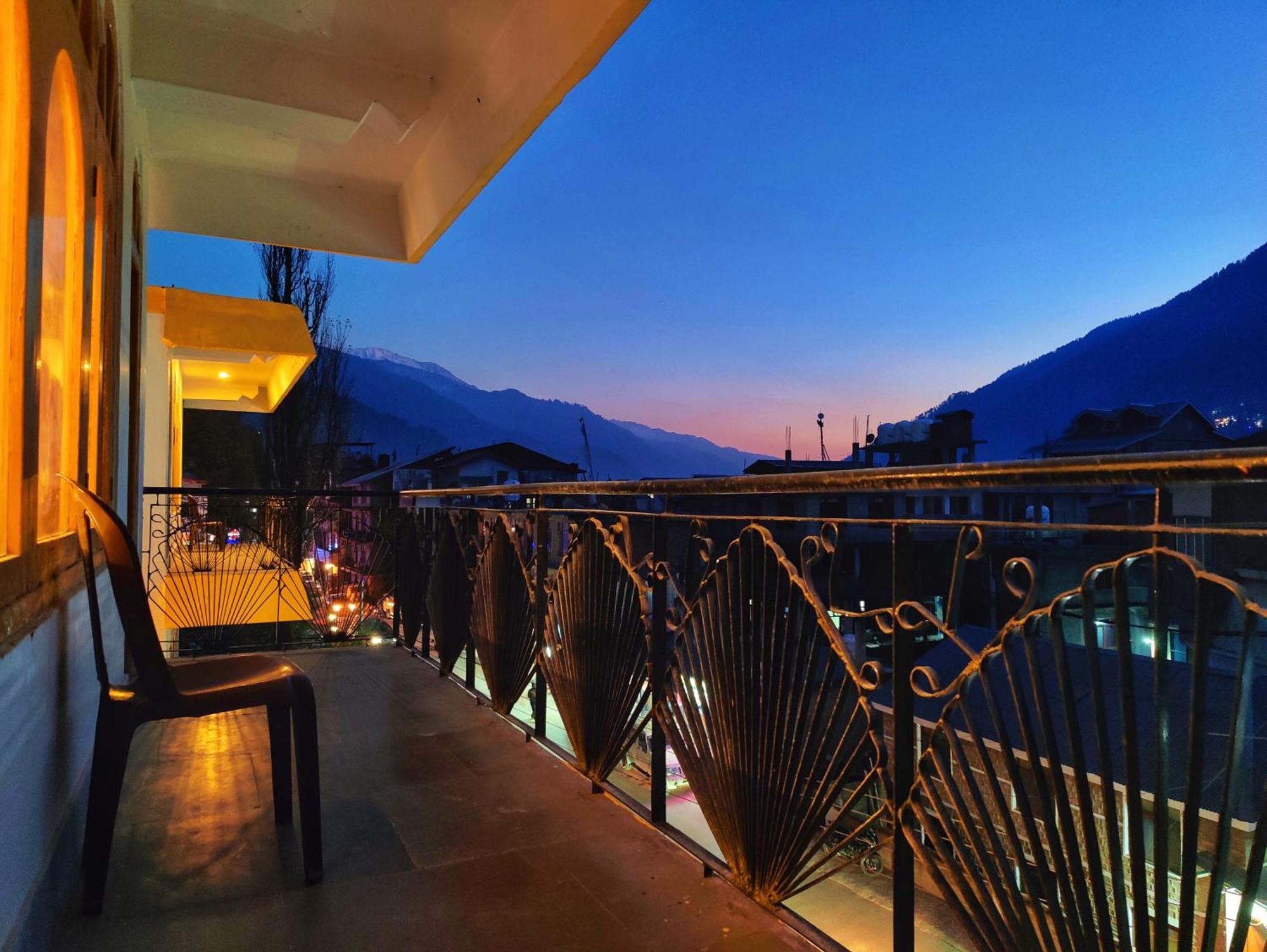 Surya International Hotel Manali Near Mall Road Kültér fotó