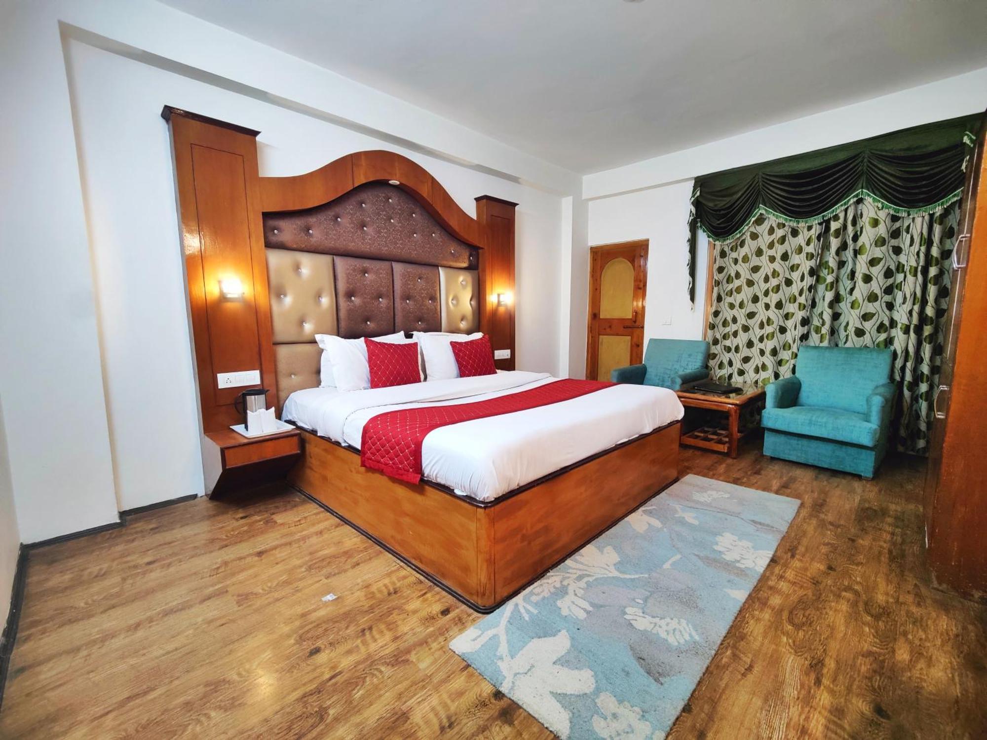 Surya International Hotel Manali Near Mall Road Kültér fotó
