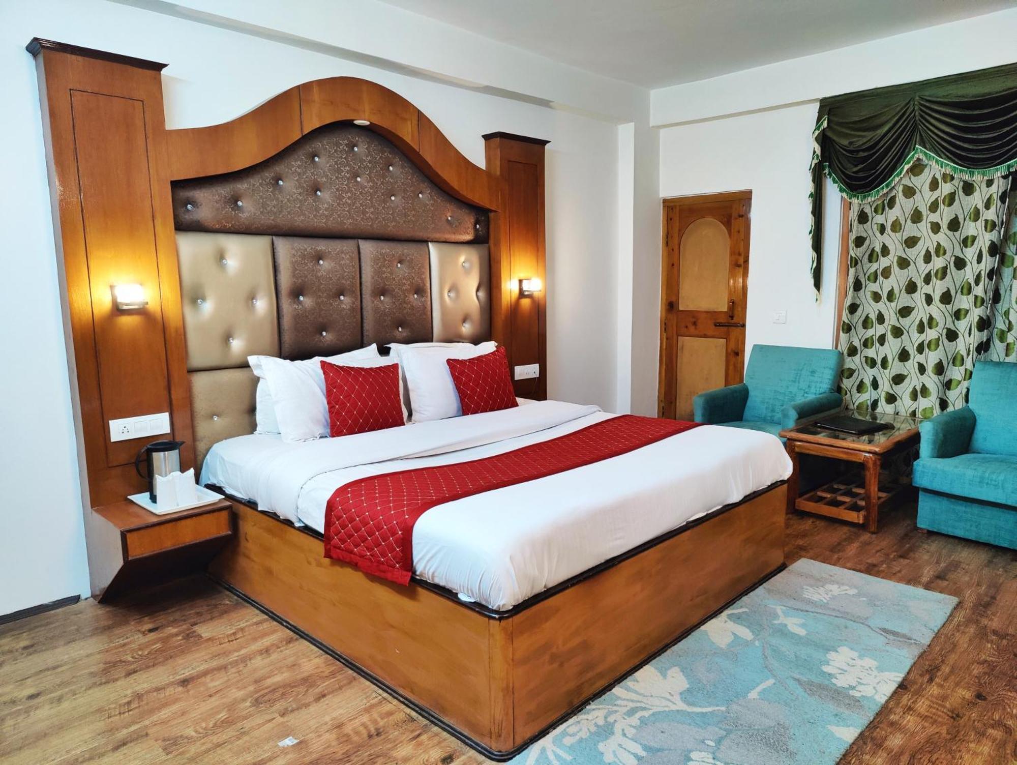 Surya International Hotel Manali Near Mall Road Kültér fotó