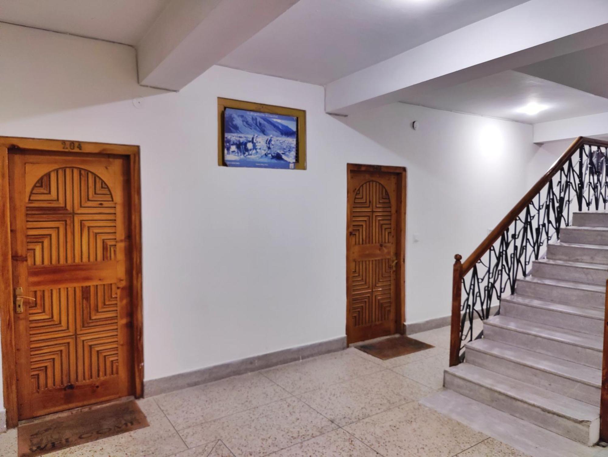 Surya International Hotel Manali Near Mall Road Kültér fotó