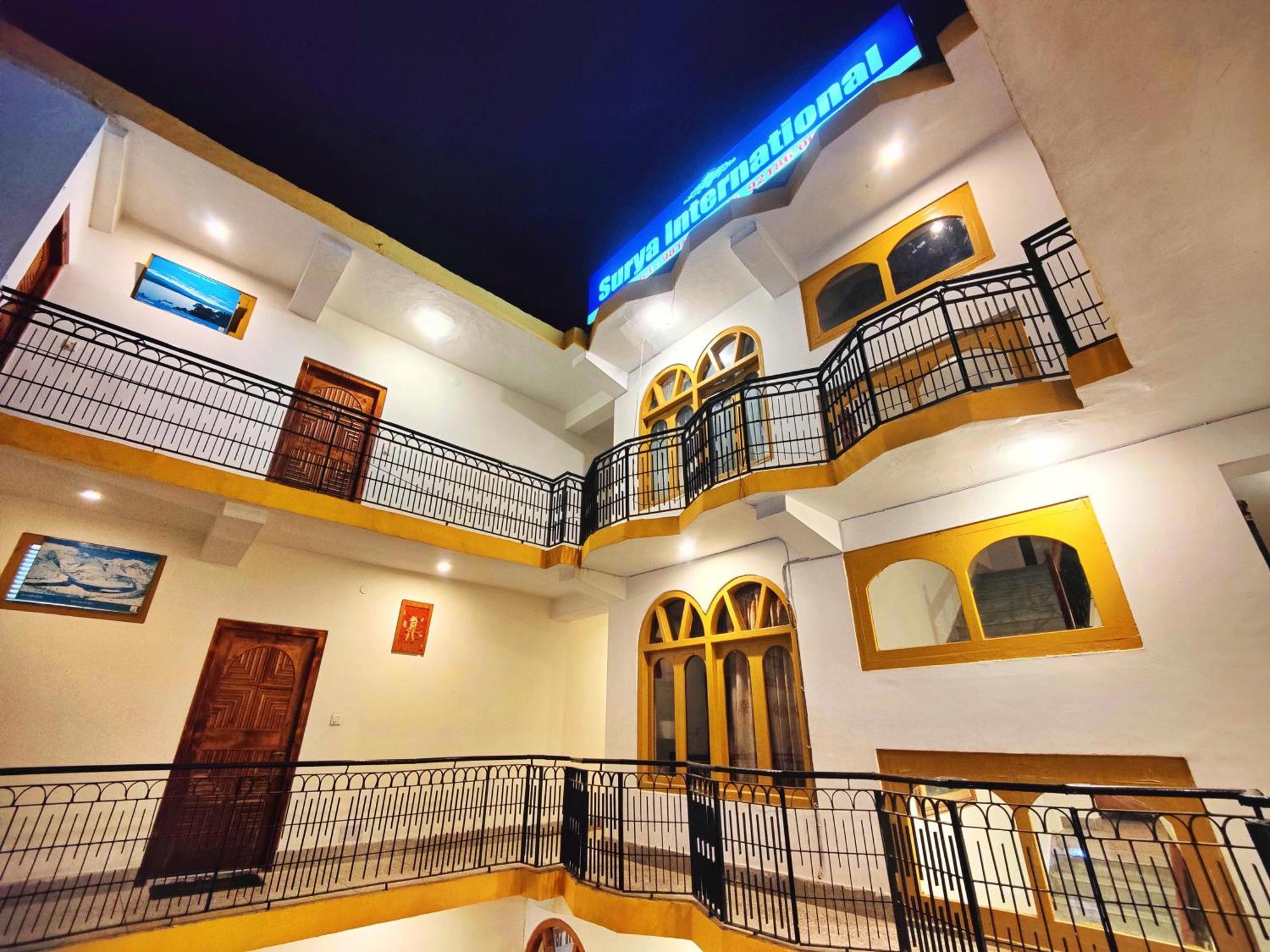 Surya International Hotel Manali Near Mall Road Kültér fotó