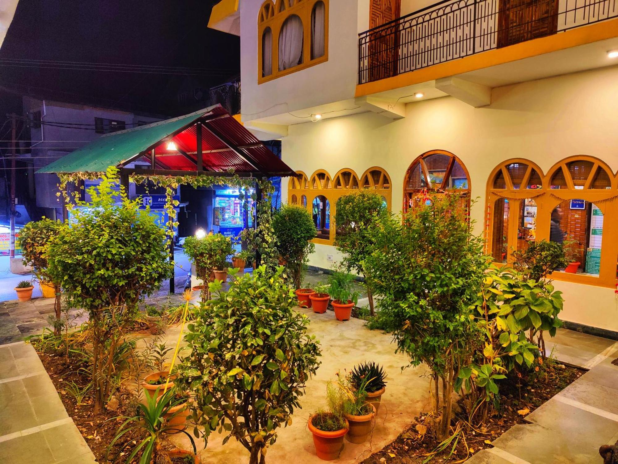 Surya International Hotel Manali Near Mall Road Kültér fotó